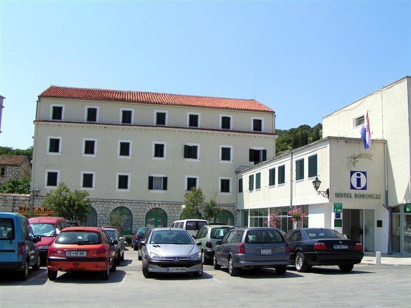 Hotel Borovnik Tisno Buitenkant foto
