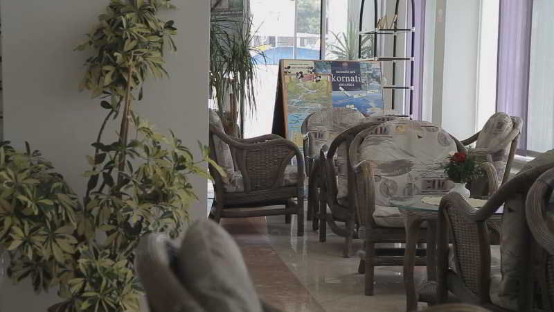 Hotel Borovnik Tisno Buitenkant foto